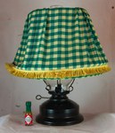 Tischlampe - Stoffschirm - Halter Draht - vorne